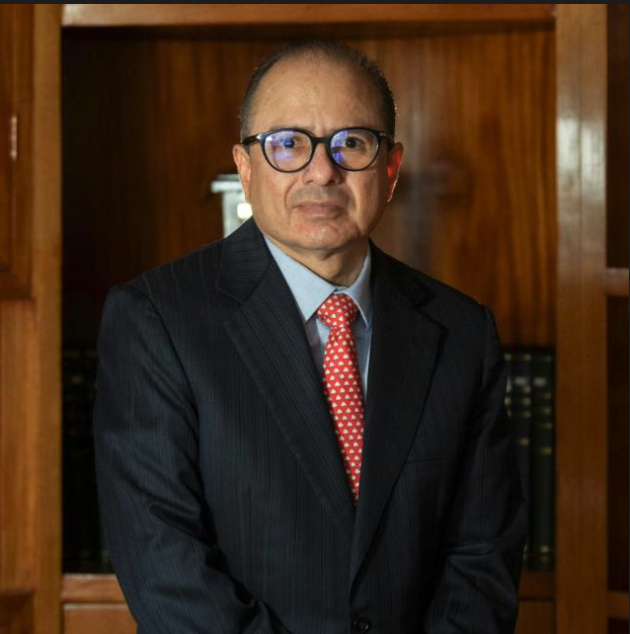 Ernesto Villanueva